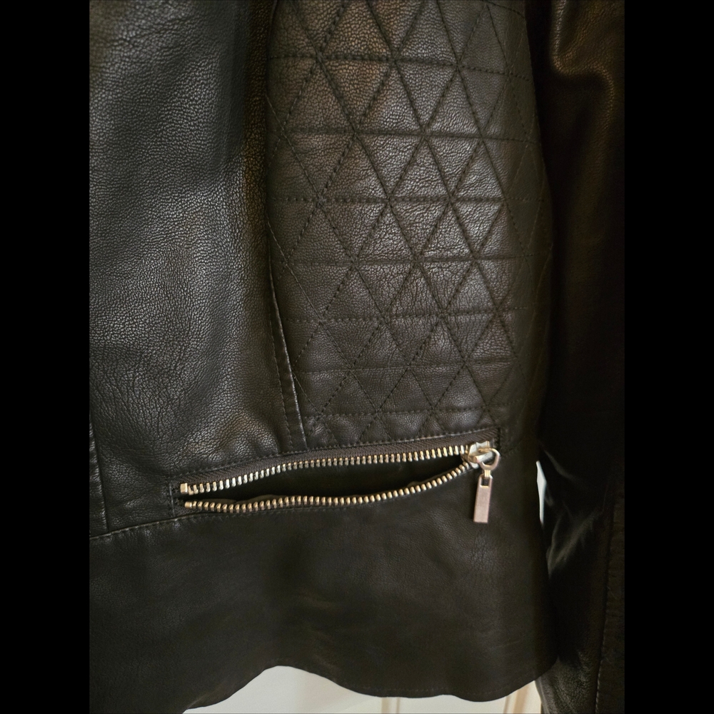 EUC Baccini Women's Black Faux Leather Jacket Sz Petite XL - Picture 5 of 7